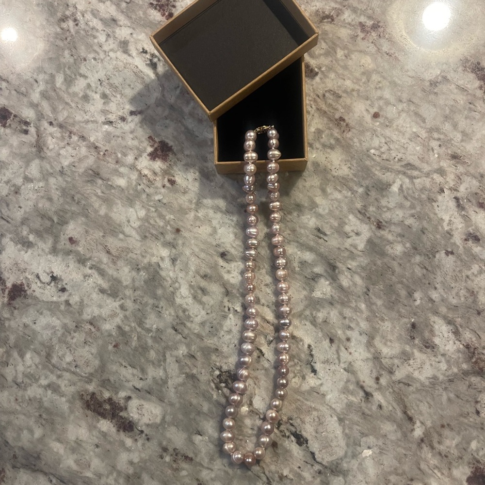 Elegant Pearl Necklace